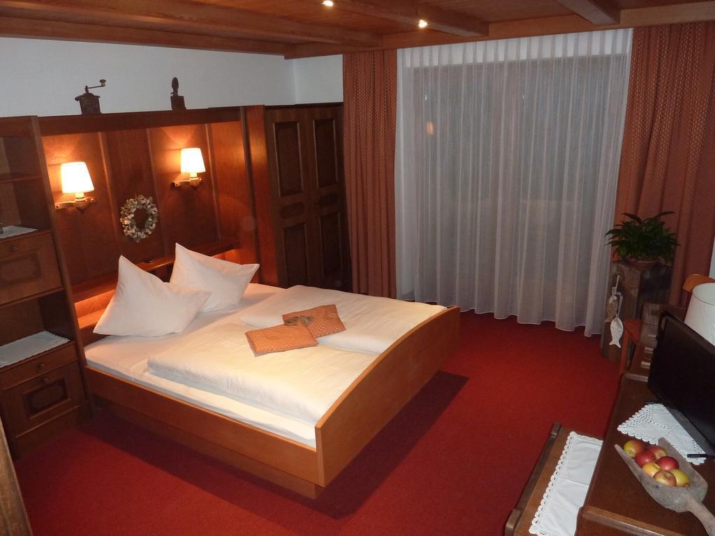 Haus Blatthofer Hotel Sankt Lorenzen im Lesachtal Luaran gambar